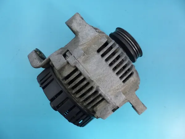Vaihtovirtageneraattori Renault Megane Coupe 1.6 8V OEM 7700424585 image 3
