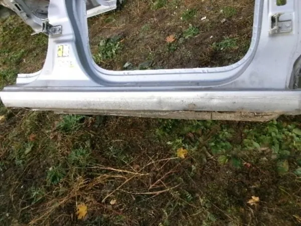 CITROEN C4 PICASSO II GRAND LIFT Ubral Cuarto Derecho image 3