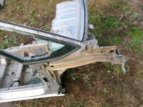 CITROEN C4 PICASSO II GRAND LIFT Ubral Cuarto Derecho image 6