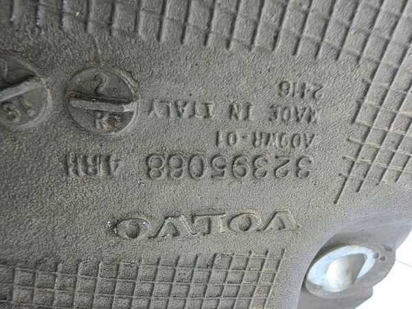 Oikea taka-AWD-nivel OEM 32395068 Volvo XC60/XC90 image 4