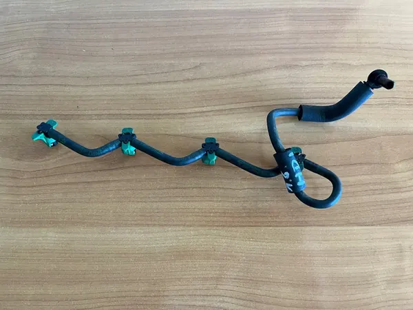 Kraftstoffrücklaufleitung Citroen C3 C4 DS3 DS4 DS5 Peugeot 207 308 508 image 2