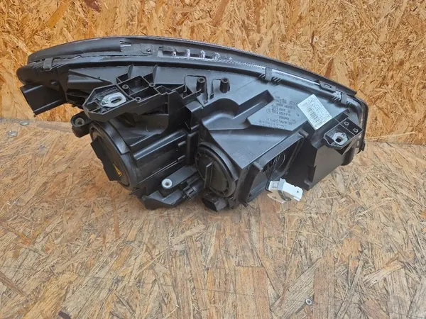 Linker Voor Bi-Xenon Koplamp Mercedes CLA W117 image 4