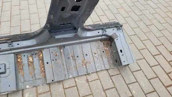 Pilier Central Seuil Droit Mercedes EQE 350+ OEM 197 image 10