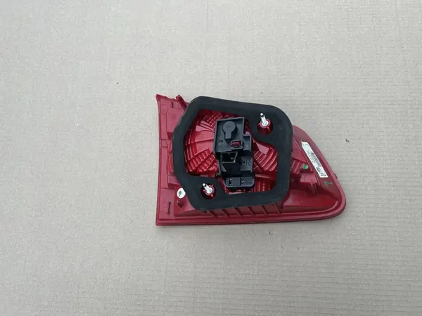 VW Touareg II Lámpara Trasera Derecha image 2