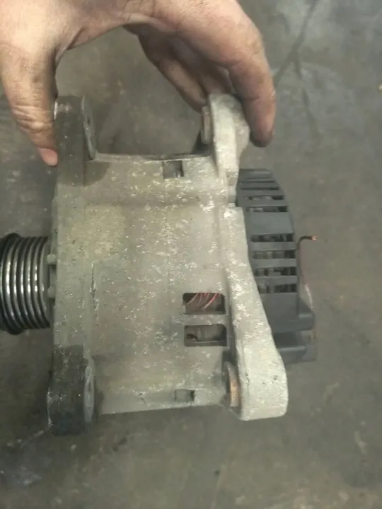 Alternateur Renault Laguna II 2.0 16V image 3