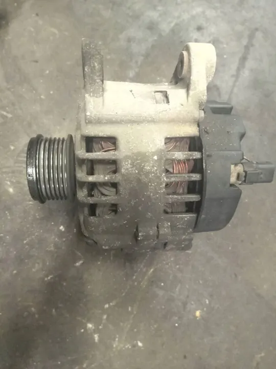 Alternateur Renault Laguna II 2.0 16V image 4