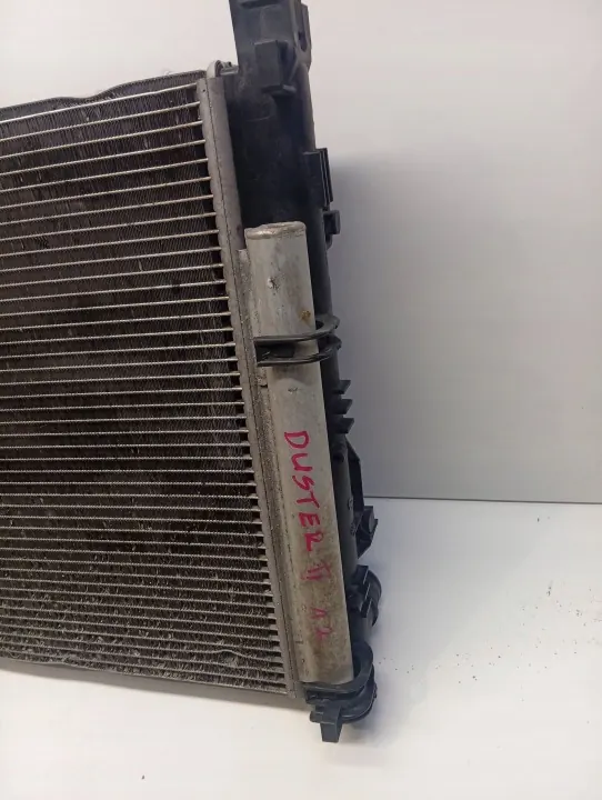 Vesijäähdytin OEM 214100078R Duster II 1.2:lle image 3