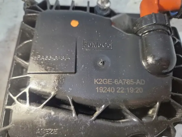 Capó Motor Ford OEM K2GE-6A785-A Estado Usado image 4