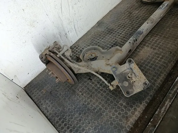 Bakaxelbalk OEM FORD Transit Connect II 1.5 TDCI image 4