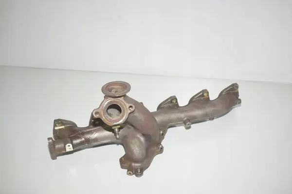 Coletor de escape BMW X5 (G05) 3.0L 2019 OEM 11628575132 image 4