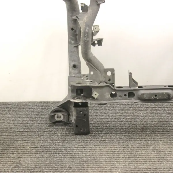 Mercedes-Benz GL X166 Voorste hulpframe OEM A1663302100 image 3