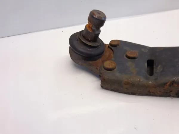 VOLVO XC70 2 II 2.4 D5 4WD Braccio di Sospensione Anteriore Destro image 4