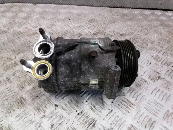 Compresseur A/C Ford OEM AM5N-19D629-AA pour C-Max II 1.6 TDI image 2