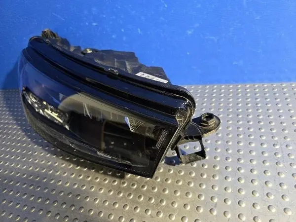 Farol Dianteiro Direito Skoda Fabia Mk4 LED (6VA) 6VB941016 image 8