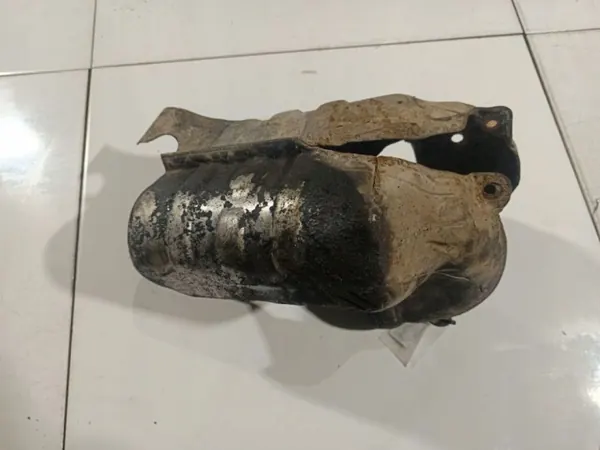 OEM EIS-2764465 Grenrörslock Peugeot 307 2.0L image 2