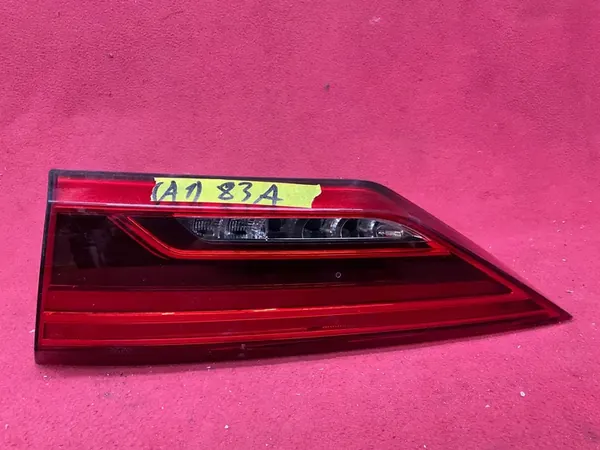 Luz trasera LED derecha Audi Q3 II 2019-2025 OEM 83A945094B image 2