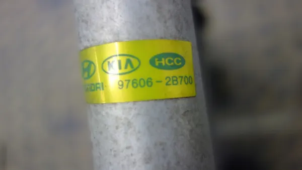 Hyundai OE 976062B700 Ilmastointikondensori image 3