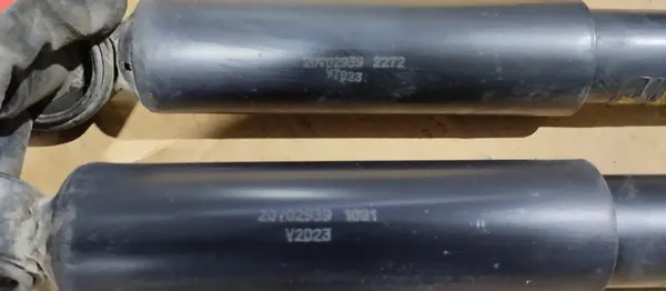 2x Bakre Stötdämpare Mercedes Vito W447 image 5