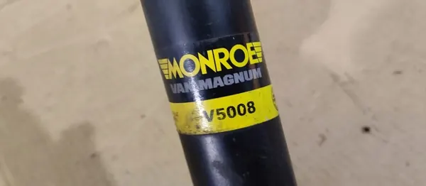 2x Bakre Stötdämpare Mercedes Vito W447 image 7