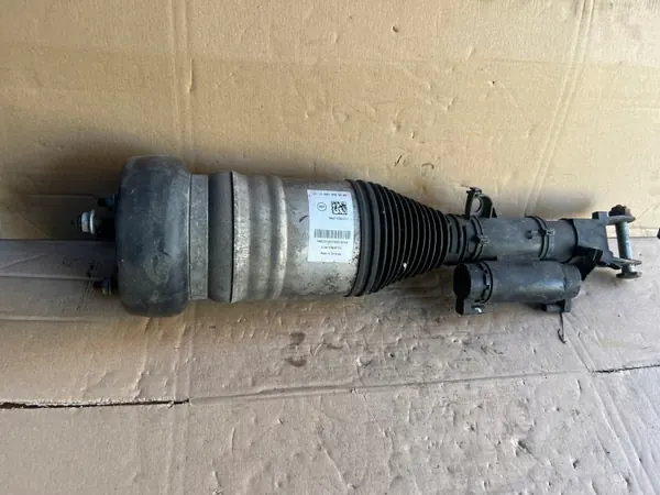 Mercedes Airmatic Jousitus OEM A2053200525 Etu Oikea image 3