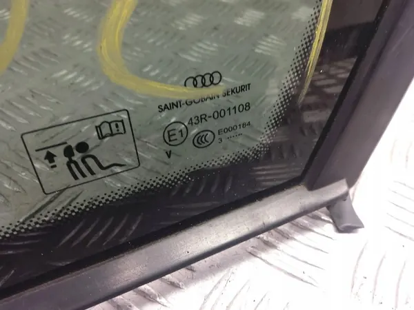 Ventana trasera derecha usada OEM 038145300H Audi image 5