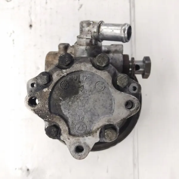 Pompe de direction Audi OE OEM 4B0145153 image 7