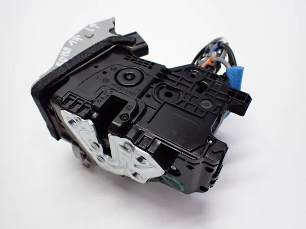 OEM 81310-J9000 Vasen Etuoven Lukko Hyundai Kona image 2
