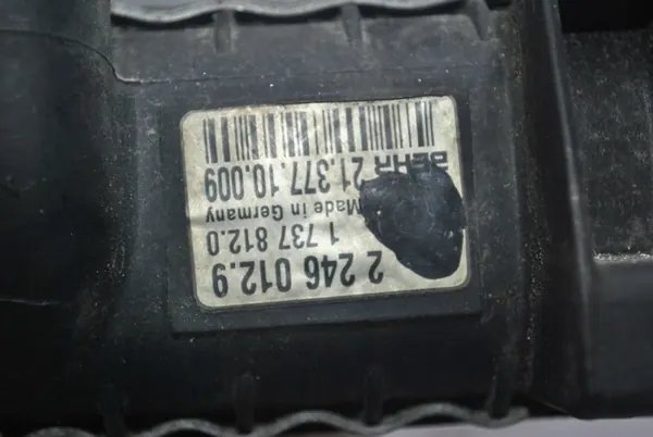 Radiador de agua BMW E39 2246012 image 4