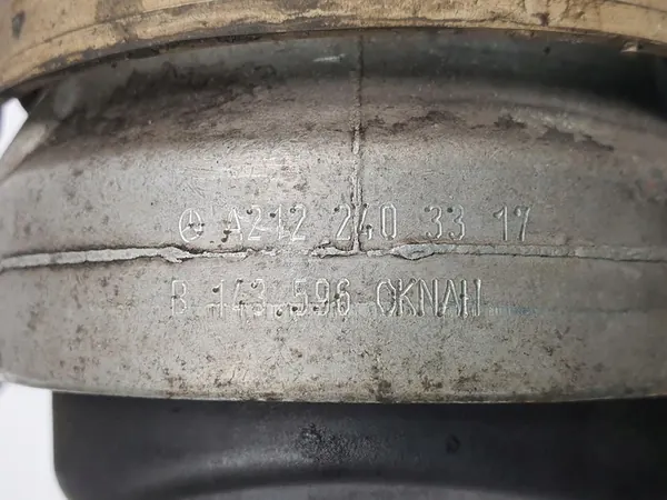 Mercedes-Benz Moottorin Tuki A2122403317 image 3