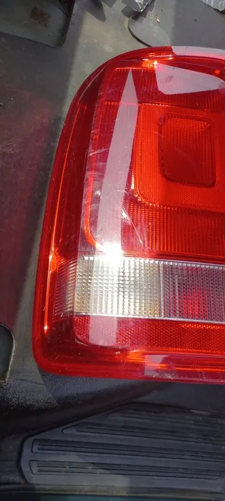 Luz trasera izquierda VW Amarok 2H1945095G image 2