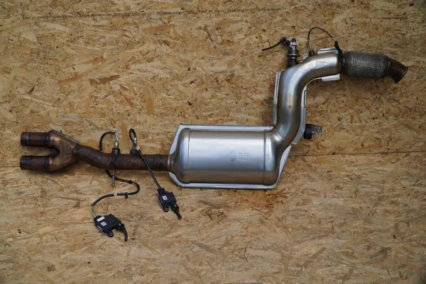 Catalyseur & Silencieux OEM 670154406 Maserati image 2