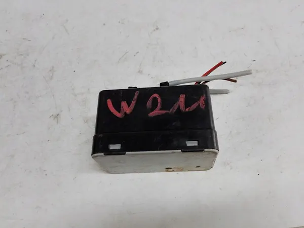 Pompe de verrouillage central Mercedes OEM 0008002548 image 4