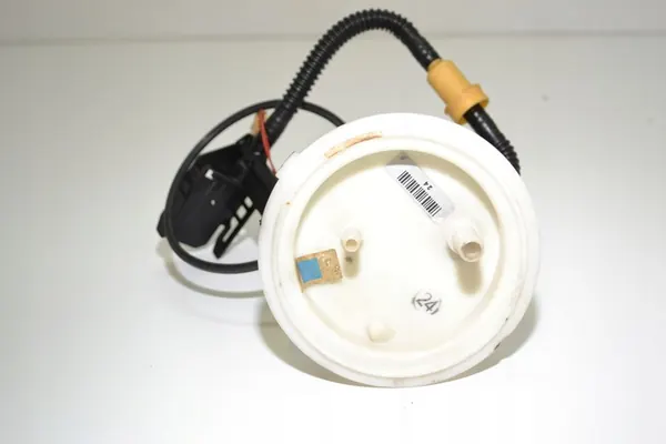 Brandstofniveau sensor drijver BMW E61 535d 3.0 D 6765849 image 2