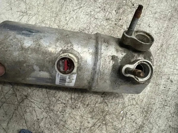 Secador AC Ford Transit OEM 6C1119E647 - Usado image 4