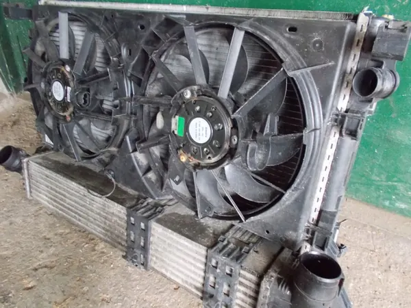 Radiador completo RENAULT LATITUDE 3.0 DCI 214810032R image 2