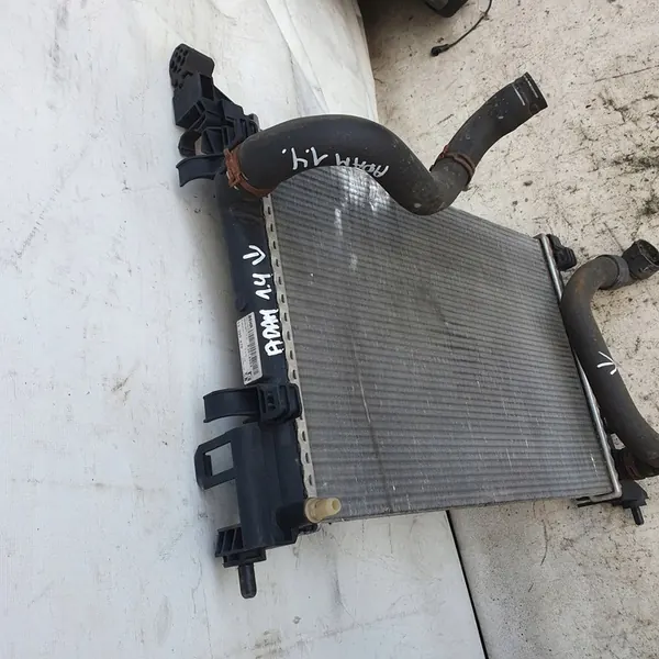 Vattenkylare Opel Corsa E 1.4 image 2