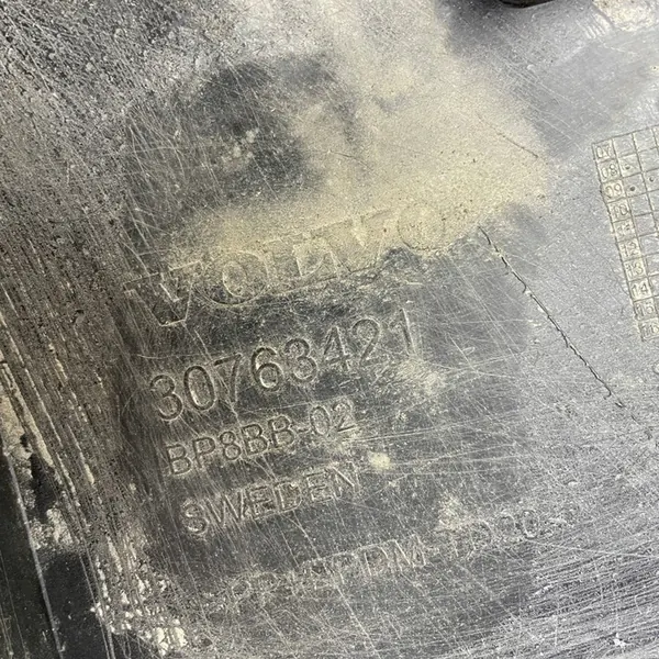 VOLVO XC60 2008-2013 Stötfångarskydd 30763421 image 7