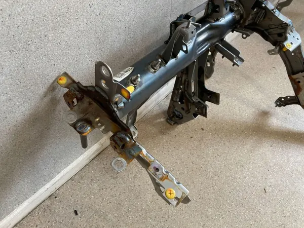 Refuerzo salpicadero Hyundai Ioniq 5 OEM 84410GI100 image 4