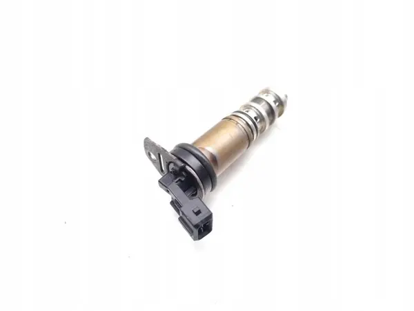 Válvula de Control Árbol de Levas BMW OEM 7584115 - Usado image 10
