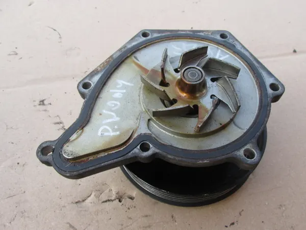 Pompe à eau + Poulie Audi A8 D3 3.0 TDI 059121031L image 4