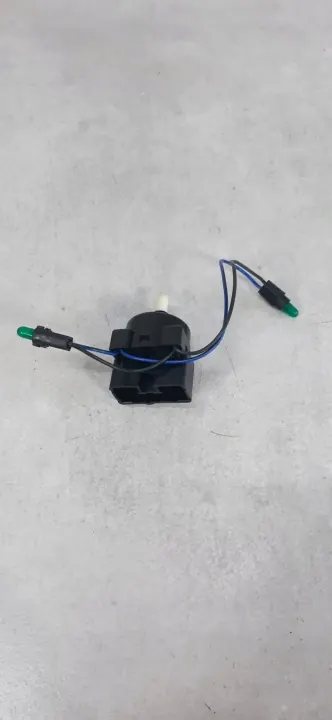 OEM 84732-97403 Toyota Terios Interruptor Ventilador image 2