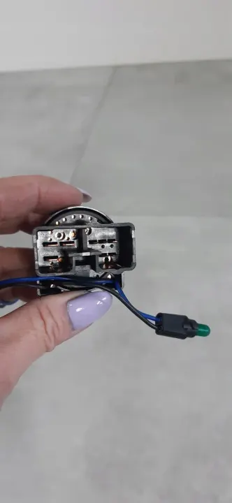 OEM 84732-97403 Toyota Terios Interruptor Ventilador image 4