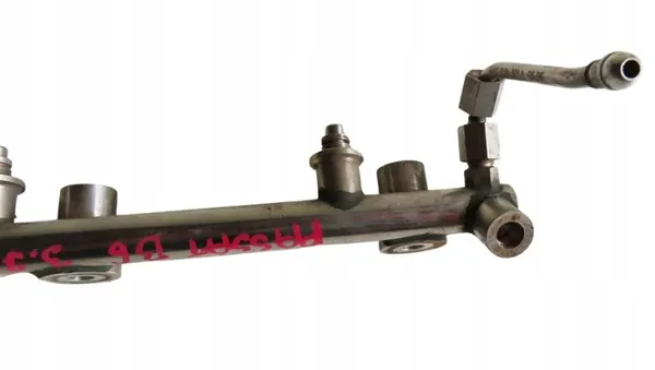 LISTWA WTRYSKOWA VW PASSAT B6 3.2 FSI VR6 2005-2010 image 3