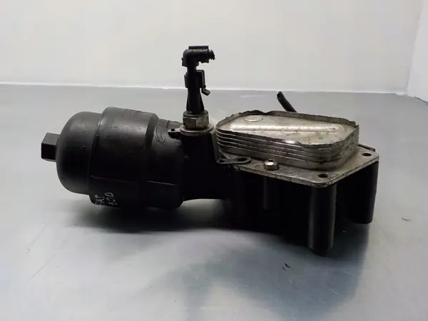 Refroidisseur d'huile FIAT 500 OEM 55225515 - Pièce d'occasion image 2