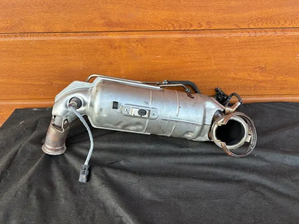 Katalysator OEM 9838675780 für Peugeot 1.2 THP image 2