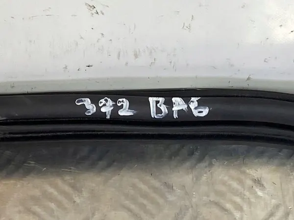 Joint de hayon Lincoln Corsair 2022 FOB44138 image 2