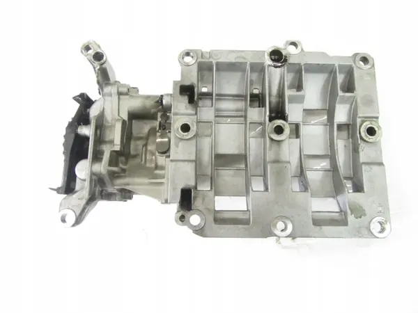 BMW Oliepomp OEM 7798014/7810451 voor N47 motor image 9