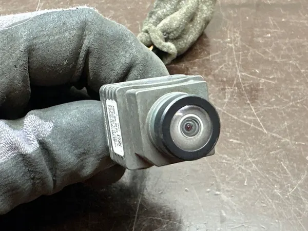Cámara de revers Mercedes-Benz E W212 A0009058903 image 2