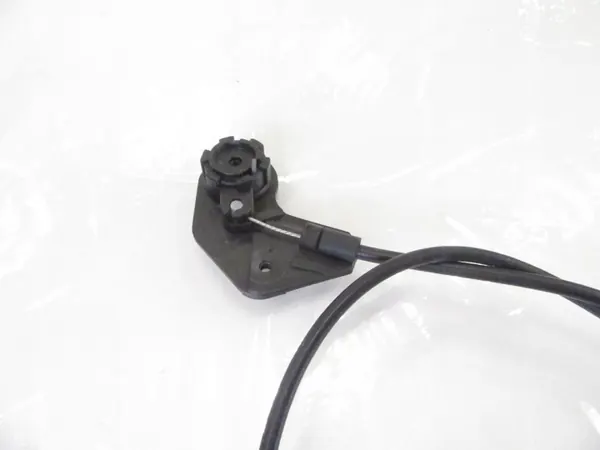 Cable apertura capó BMW X5 E53 OEM 8402615 image 6