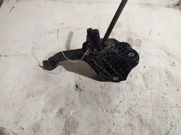 Kytkyn sylinteri OEM 1K1721059BT Skoda Octavia II:lle image 3